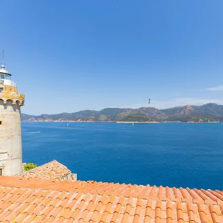 Dom wakacyjny La Del Faro - Helloelba Portoferraio