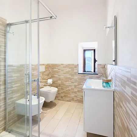 La Del Faro - Helloelba * Portoferraio